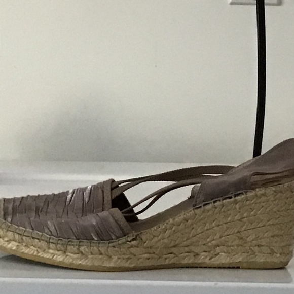 Vidorreta Espadrilles Almost Like New - Picture 1 of 5